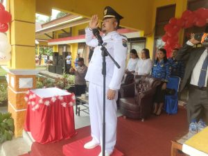 Camat Elpaputhi Godlief Eugene Corputty Sebagai Inspektur Upacara HUT RI ke 80